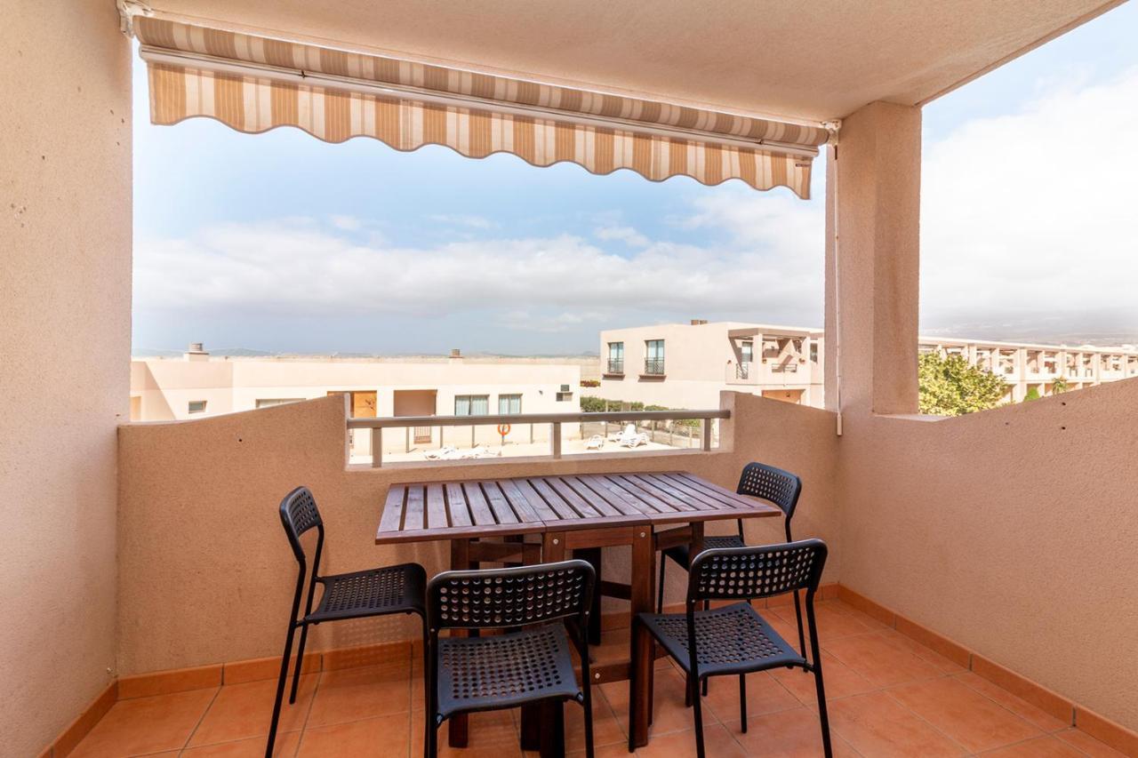 Homeforguest Apartamento En La Tejita Con Piscina, Terraza Y Wifi Granadilla De Abona Zewnętrze zdjęcie